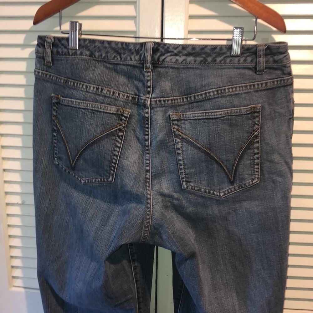 Venezia stretch boot cut jeans size 3 average